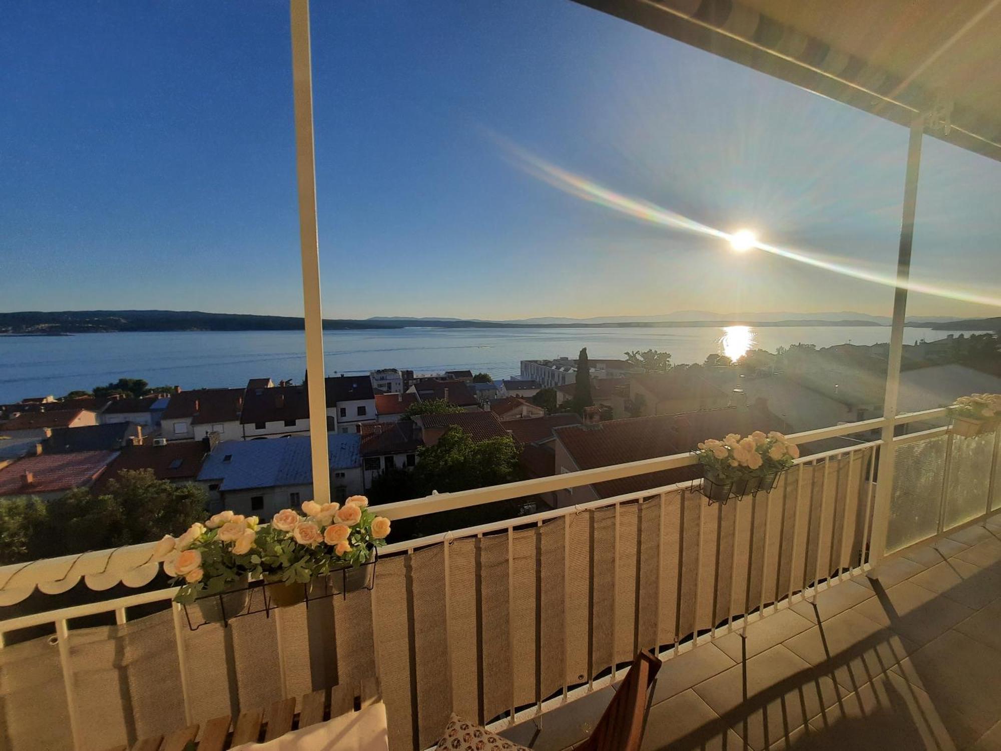 Top View Crikvenica Bagian luar foto